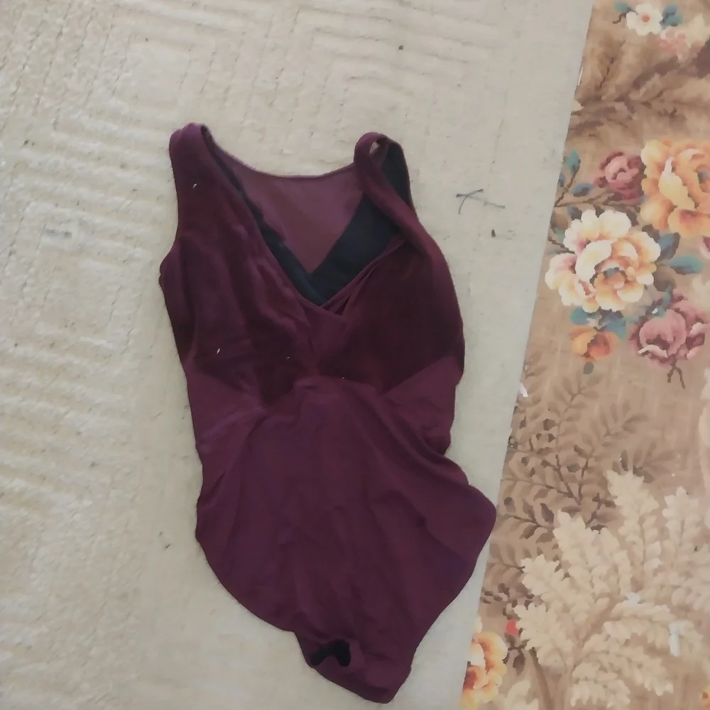 Burgandy Leotard - Picture 2 of 2